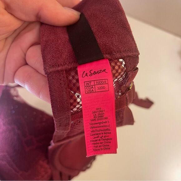 Lasenza Beyond Sexy Burgundy Lace Gem Bra - Picture 5 of 5